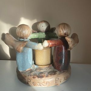 3 Angels pottery: candle holder